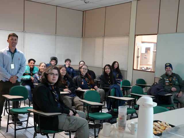 Leia mais sobre o artigo Escoteiros do Ipê Amarelo Participam de Oficina na Epagri/Ciram