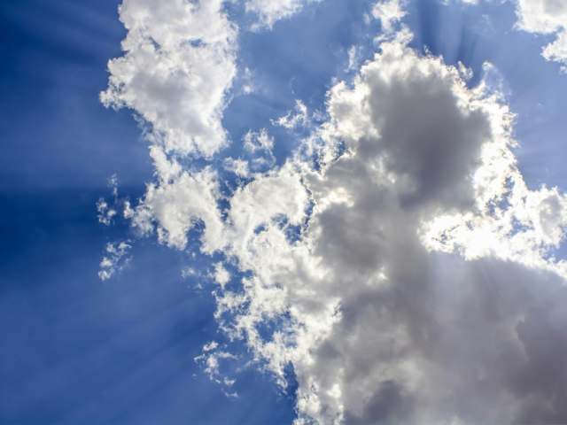 Leia mais sobre o artigo Vídeo: Semana com sol, calor e tardes com chuva e temporais de verão