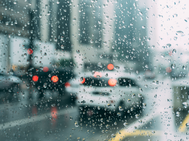 Leia mais sobre o artigo Chuva de mais de 100 mm na Grande Florianópolis, parte do Vale do Itajaí e Litoral Norte